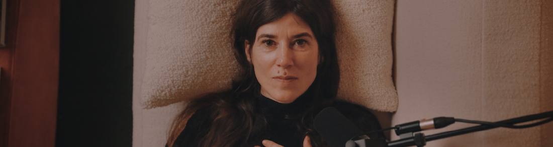 Onassis Discussions: Η Bella Freud σε μια συζήτηση με την Αφροδίτη Παναγιωτάκου 